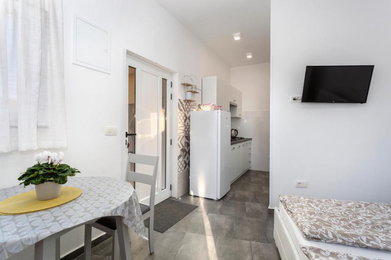 Apartments Dalida Grobnik  Экстерьер фото